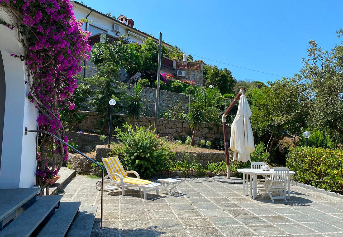 Ferienwohnung in Portoferraio - Villa Ferraja - Quadrilocale